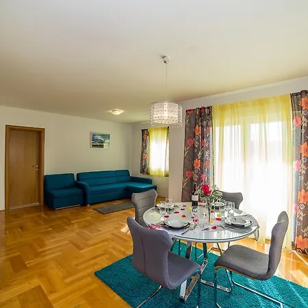 Ivan Apartment *